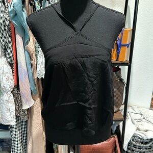 🟢Nwt blk olivaceous hotler top